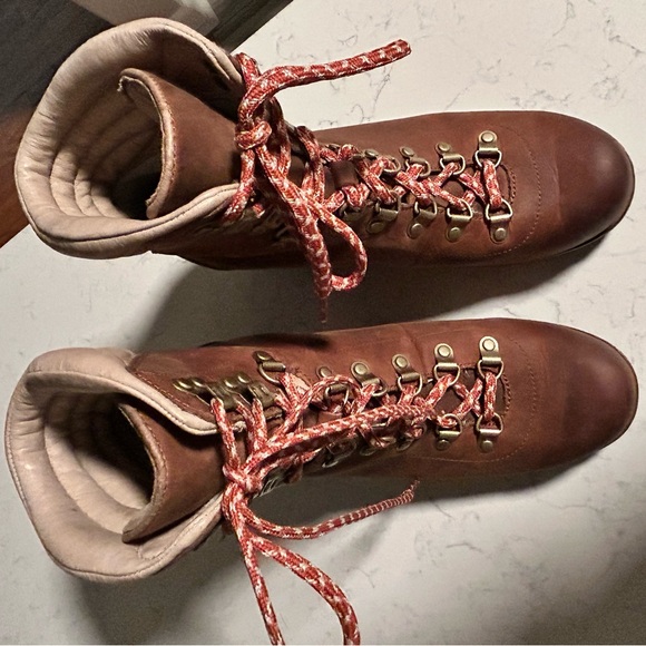 Sorel Conquest Women's Brown Wedge Heeled Boots - Picture 10 of 12